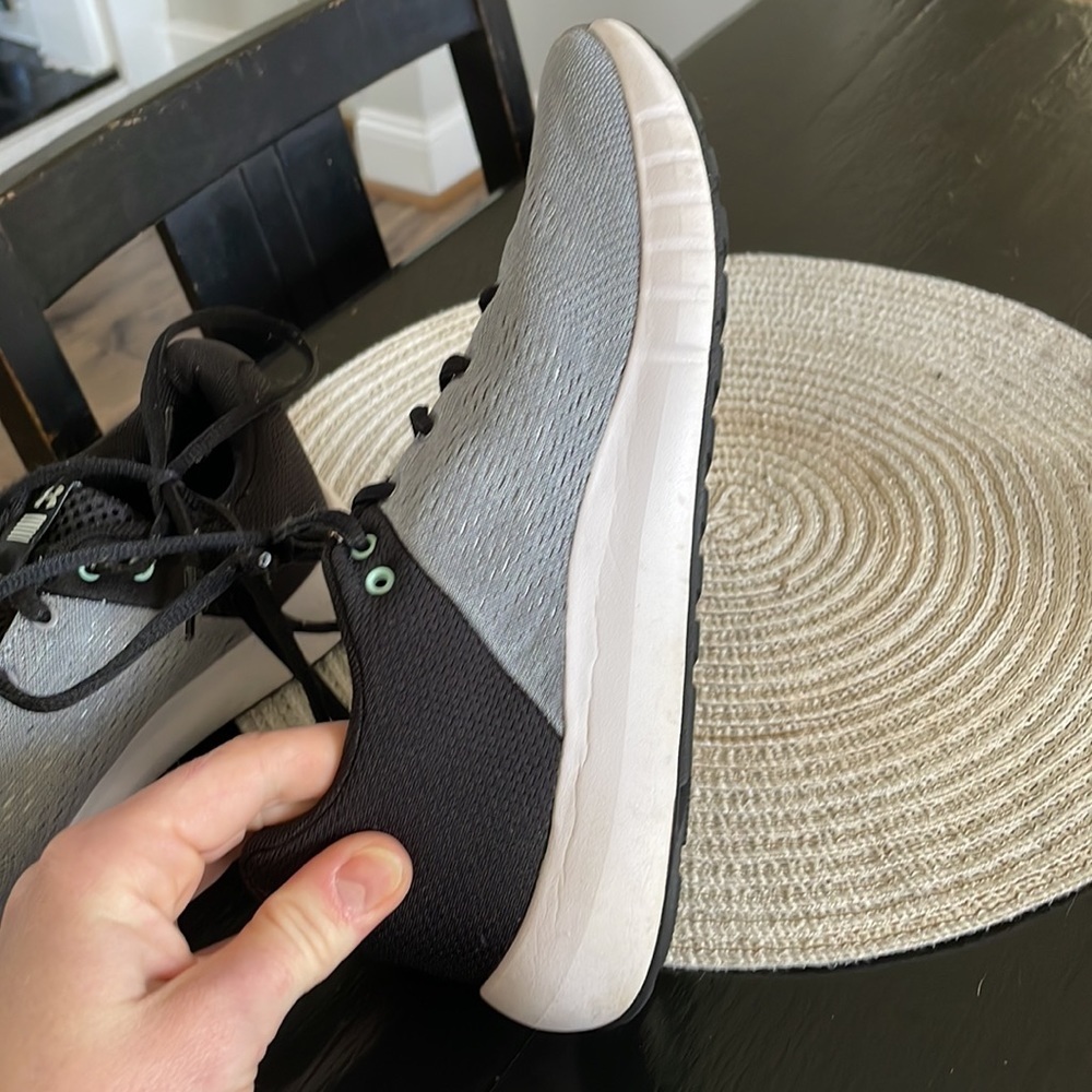 Under armour sneakers - Picture 4 of 9